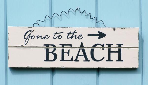 gone-to-the-beach-sign2
